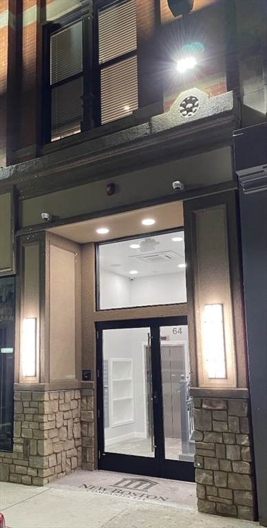 64 Market St - Photo 1