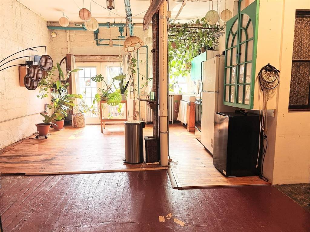 226 Pearl Street - Photo 1