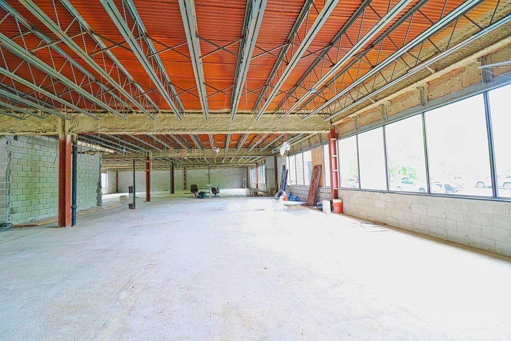 499 Essex Street - Photo 1