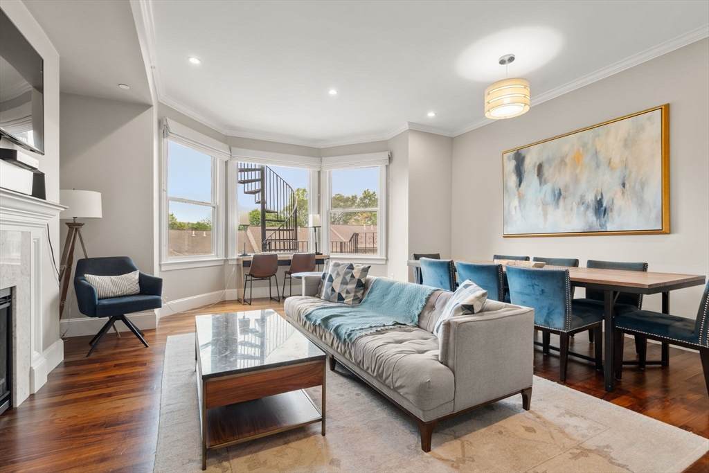 324 Tappan Street - Photo 1