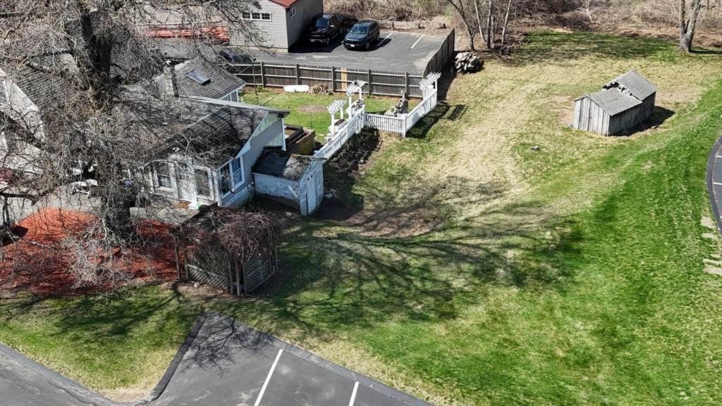 122 Pleasant Valley St - Photo 1