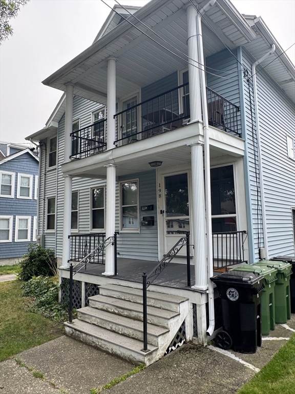 198 School St - Photo 1