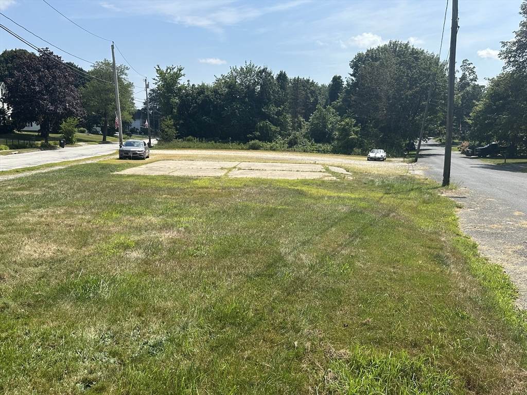 60 Gilbert St - Photo 1