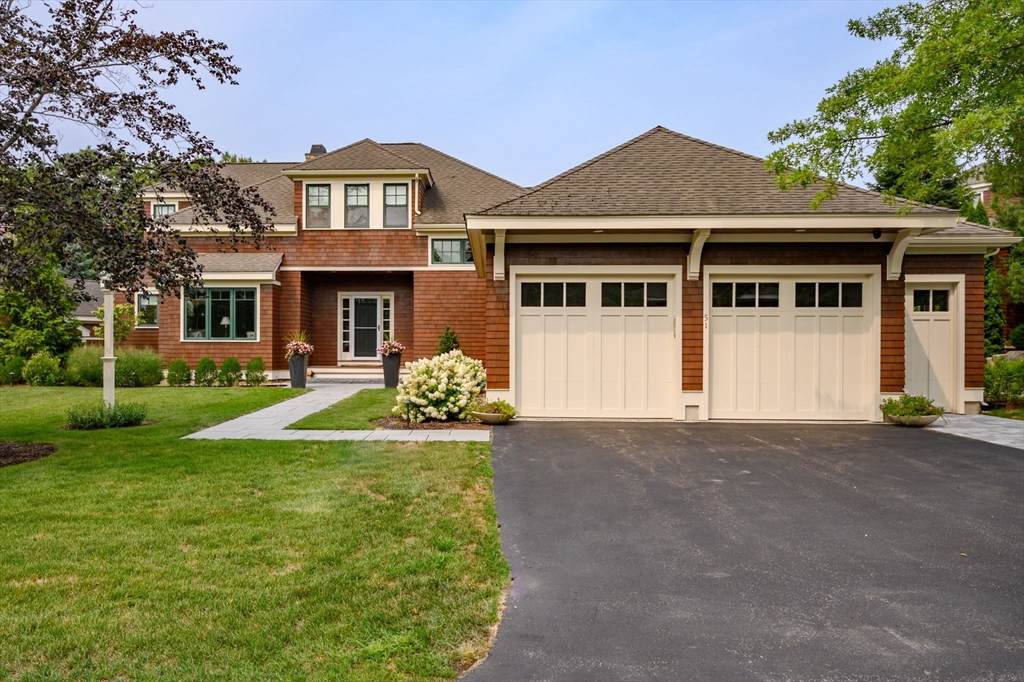 51 Clubhouse Drive - Photo 1