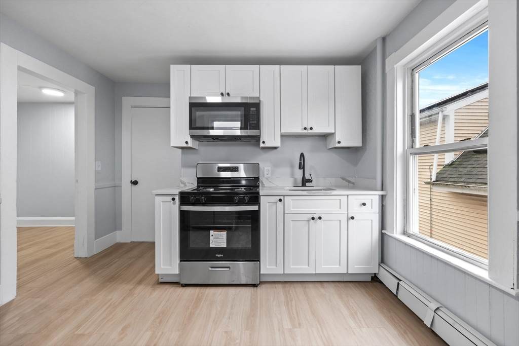 48 Hamilton Ave - Photo 1