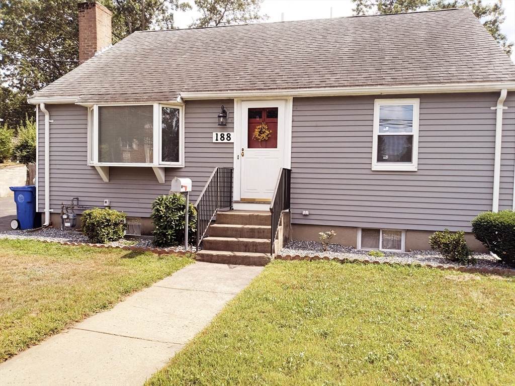 188 Lexington Street - Photo 1