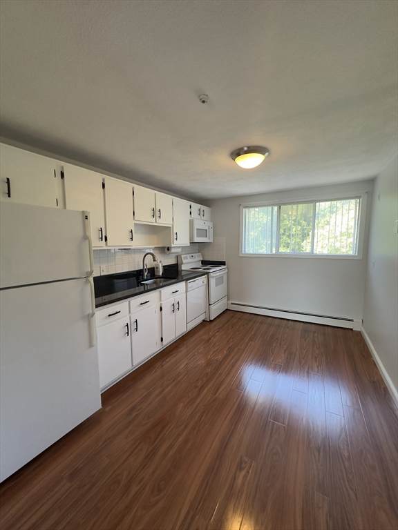 11 Woodcrest Ct - Photo 1