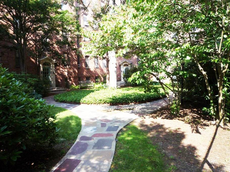 16B Ware Street - Photo 1