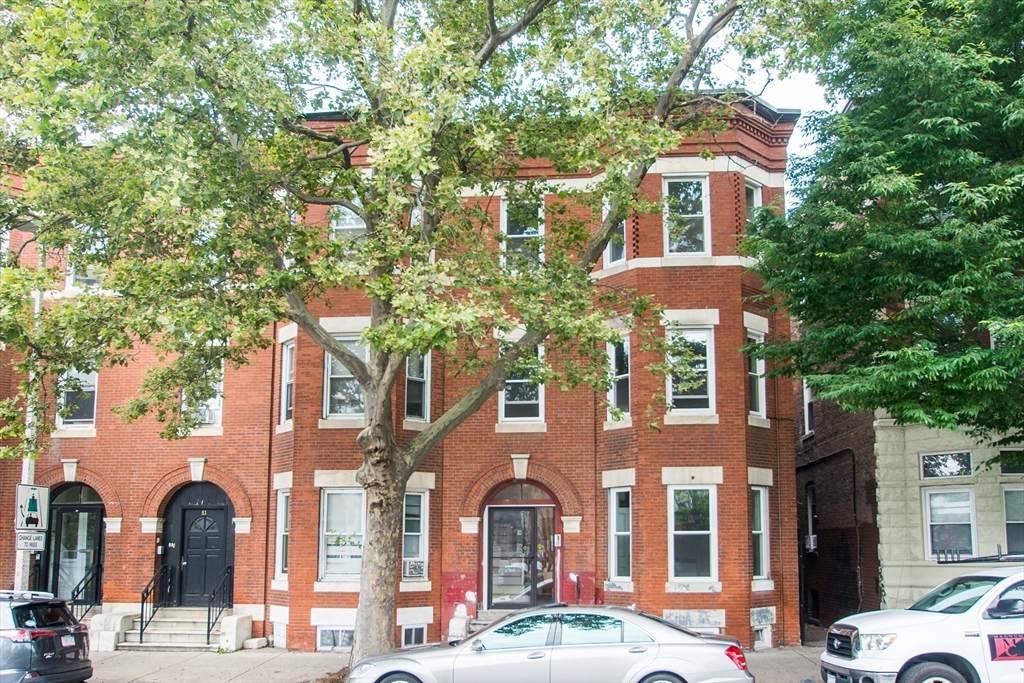 79 Brighton Ave - Photo 1