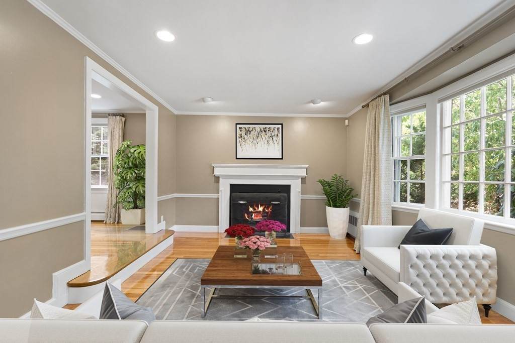 303 Upland Ave - Photo 1