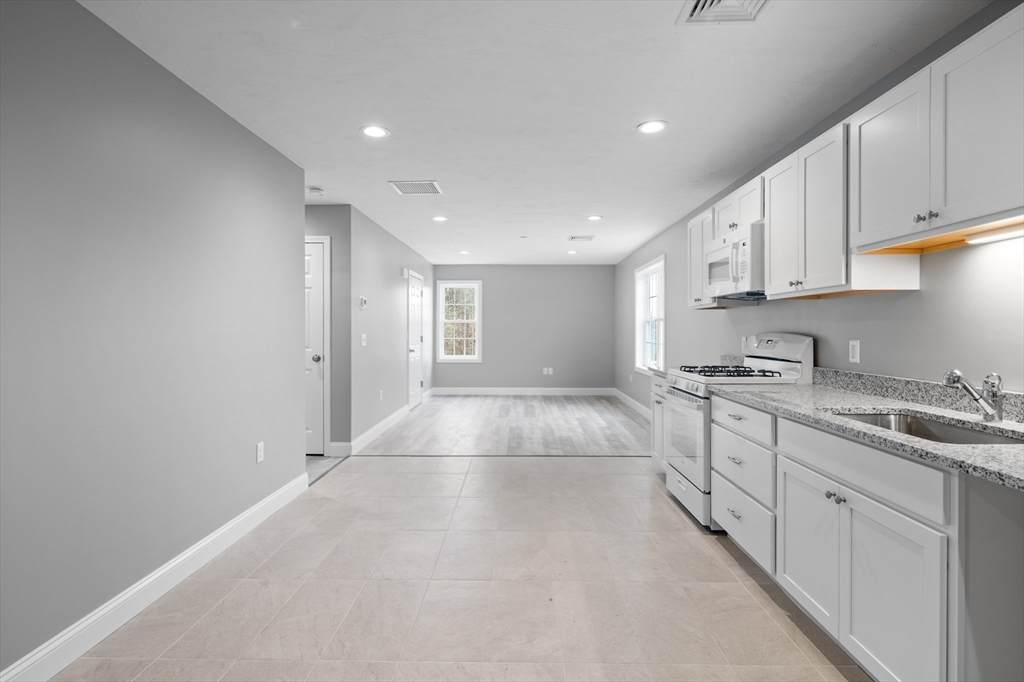 340 Scenic Hwy - Photo 1