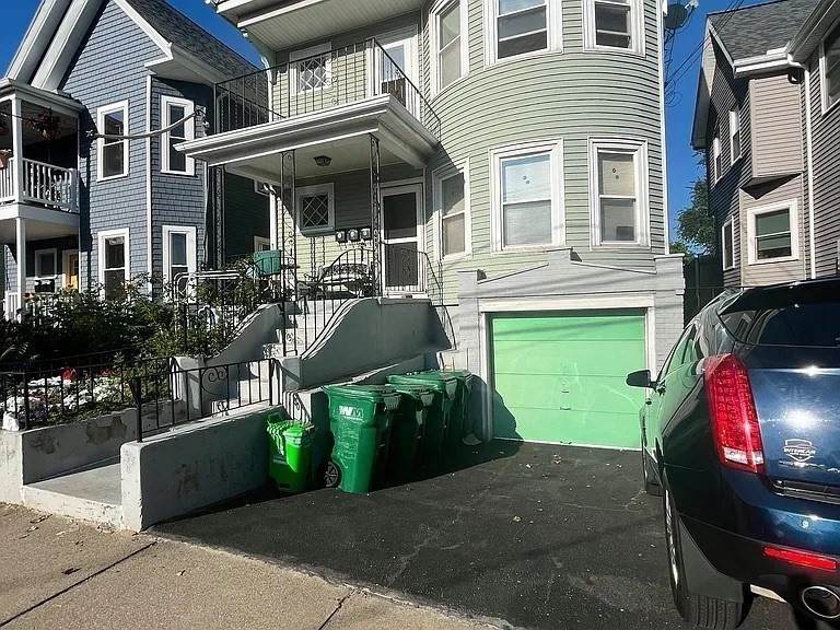 56 William - Photo 1