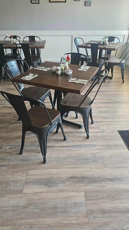 254 N. Broadway - Photo 1