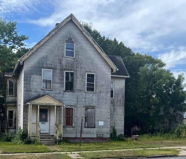 414 South St - Photo 1