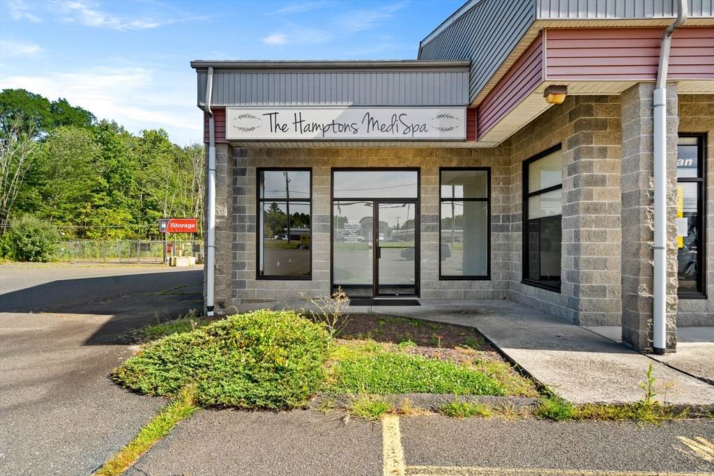 15 College Hwy - Photo 1