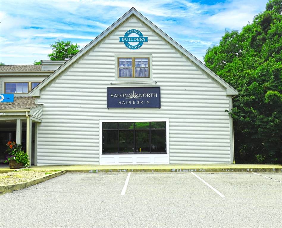 580 No Falmouth Hwy - Photo 1