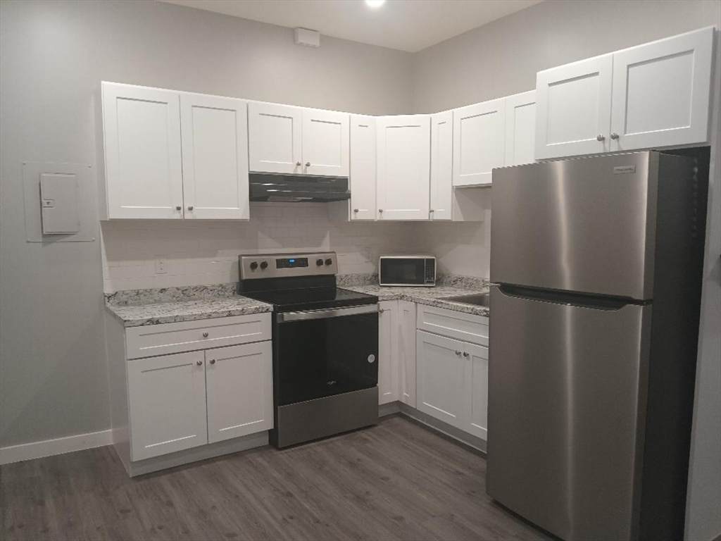 216 Central St - Photo 1