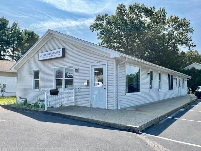 635 Prospect St - Photo 1