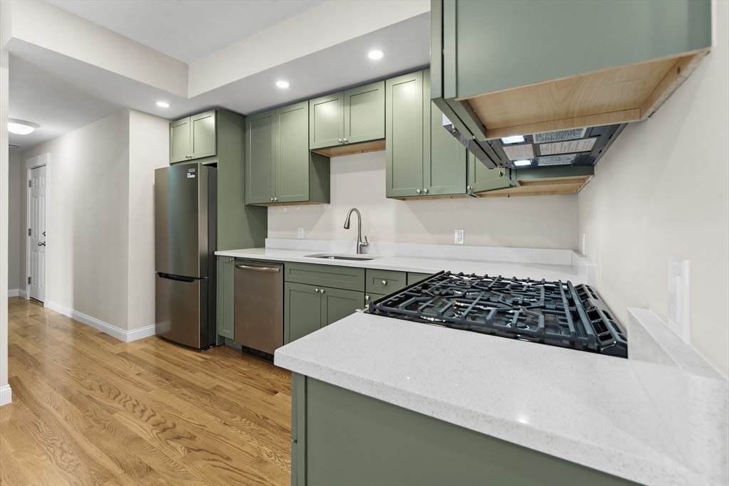 42 Almont St - Photo 1