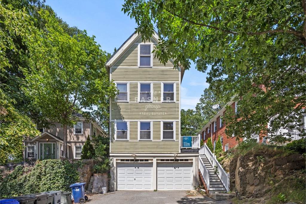 139 Nottinghill Road - Photo 1