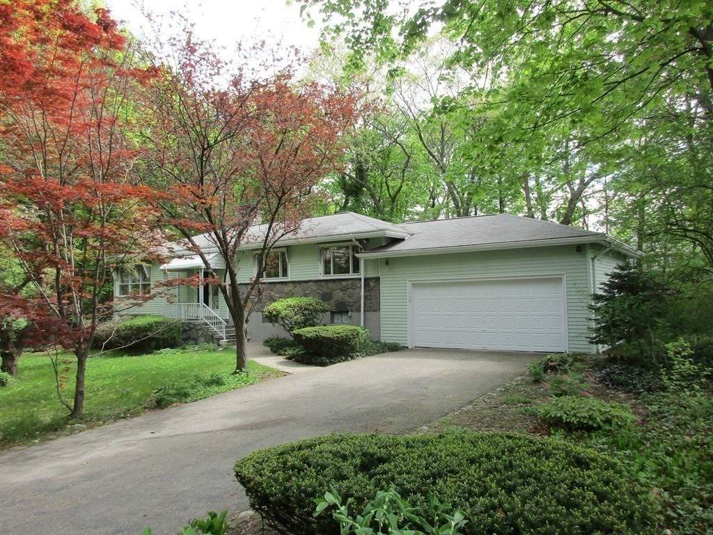 178 Beethoven Ave. - Photo 1