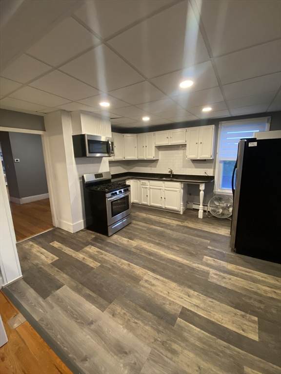 608 Saratroga - Photo 1