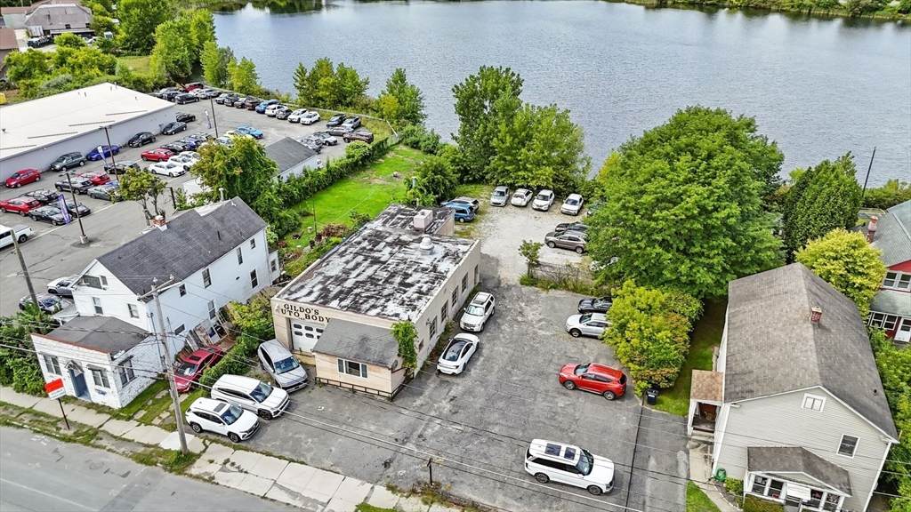 717 East St - Photo 1