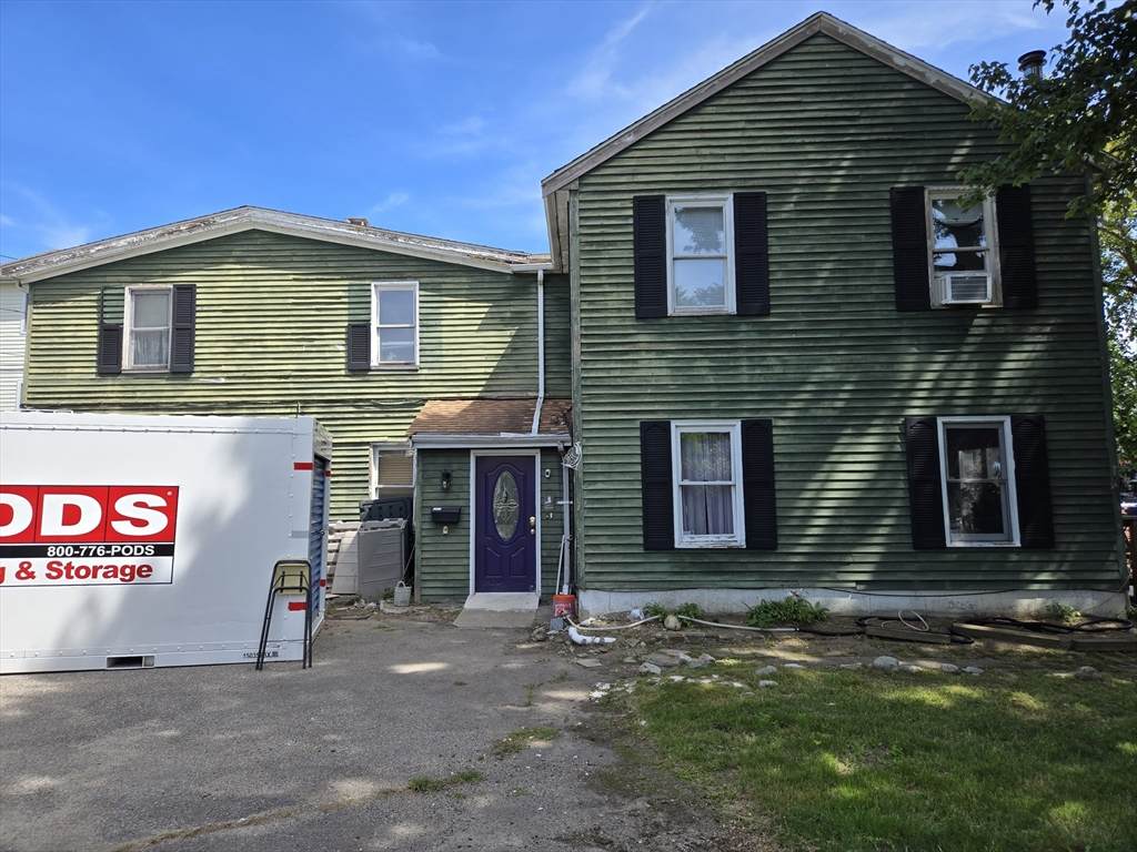 1892 River St - Photo 1