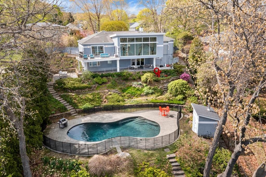 37 Beverly Rd - Photo 1