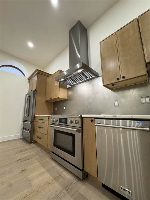 100 Captains Row - Photo 1