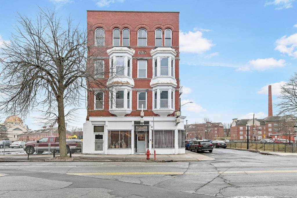 540 Merrimack Street - Photo 1