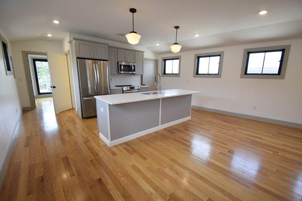 15 Maywood St - Photo 1