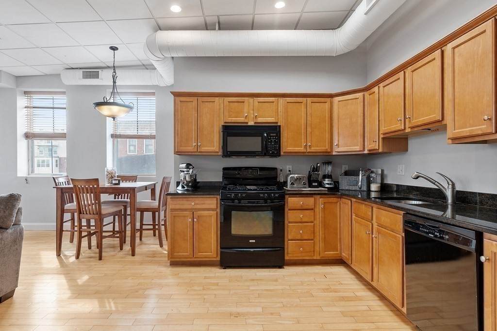 24 Washington St - Photo 1