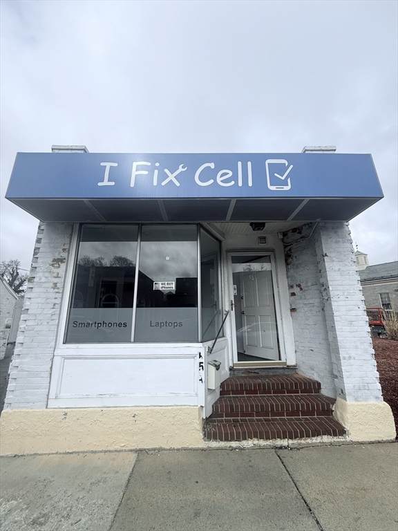 654 Hancock Street - Photo 1