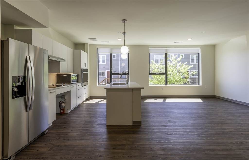 166 Main St - Photo 1