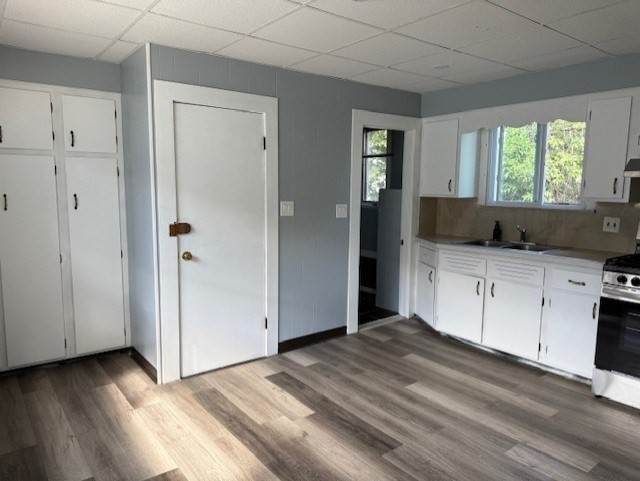 63 Whitman - Photo 1