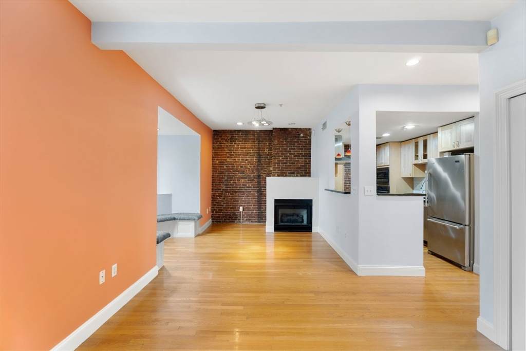 39 Worcester Sq - Photo 1