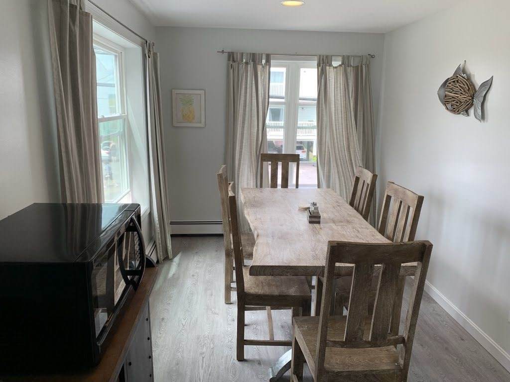 238 North End Blvd - Photo 1