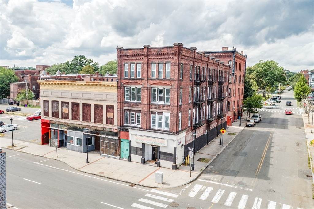 445-447 High St - Photo 1