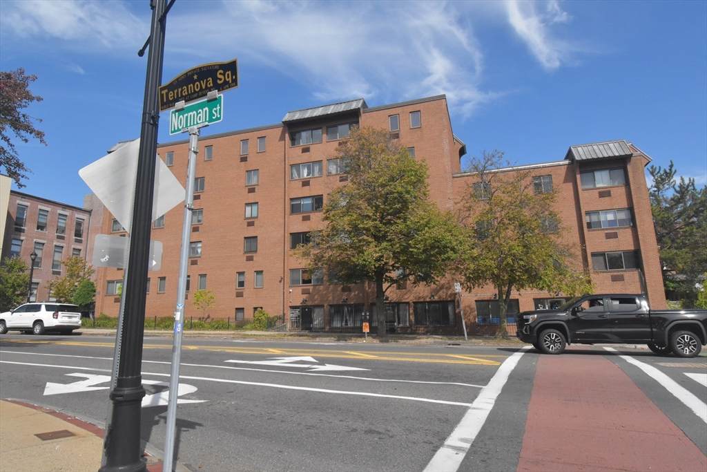 6 Norman Street - Photo 1