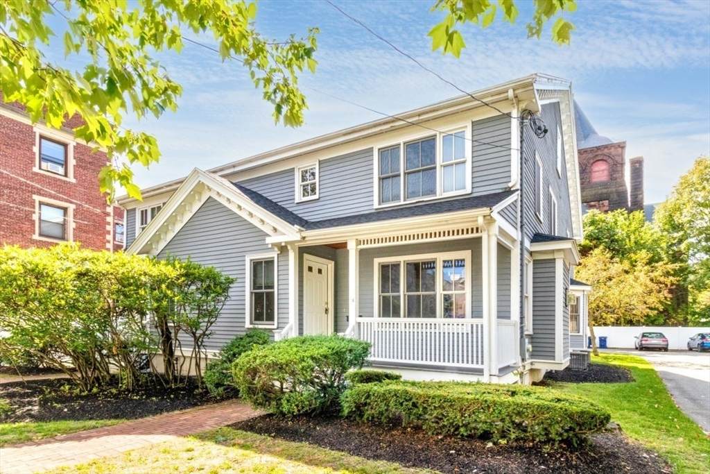 12-20 Richardson Street - Photo 1