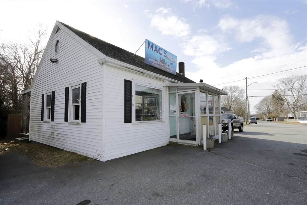 116 Sconticut Neck Rd - Photo 1