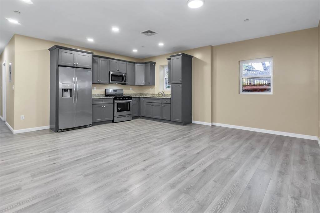 202 Broadway - Photo 1