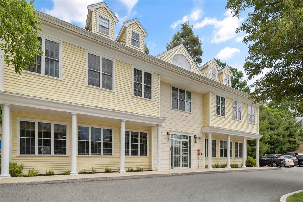 171 N Main St - Photo 1