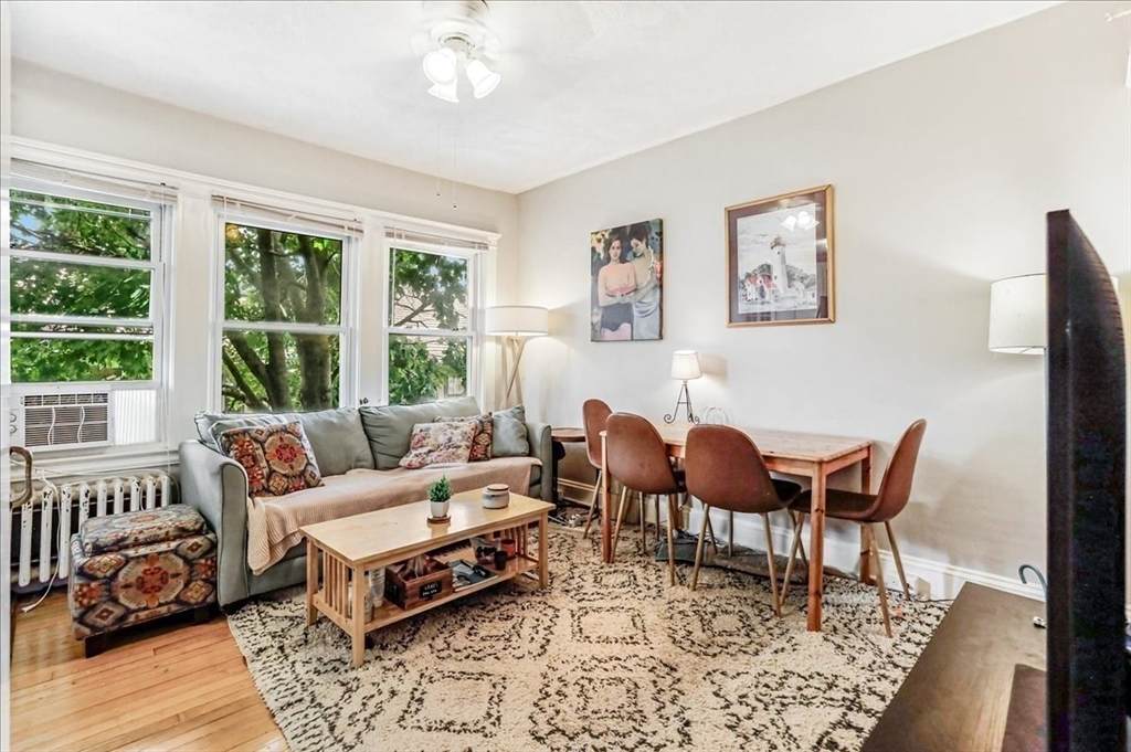 1619 Massachusetts Ave - Photo 1