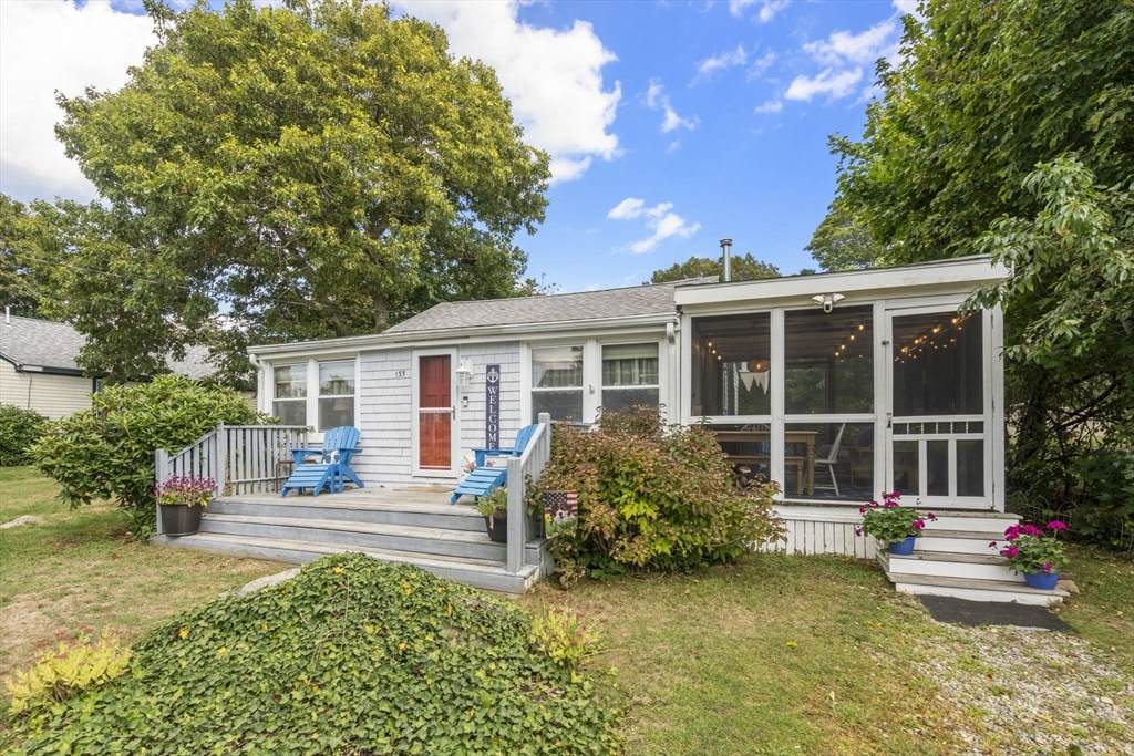 135 Balsam St - Photo 1