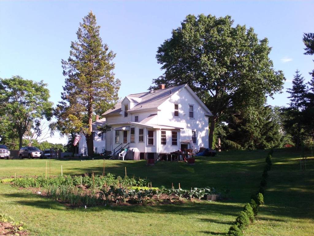 435 Brown Street - Photo 1