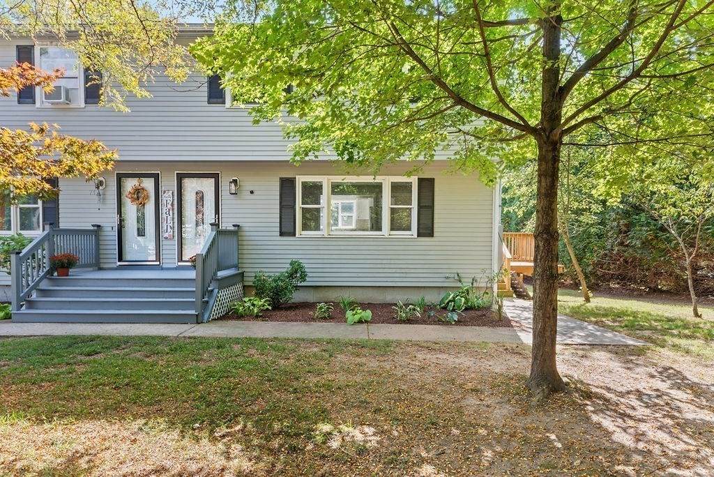 69 North St - Photo 1