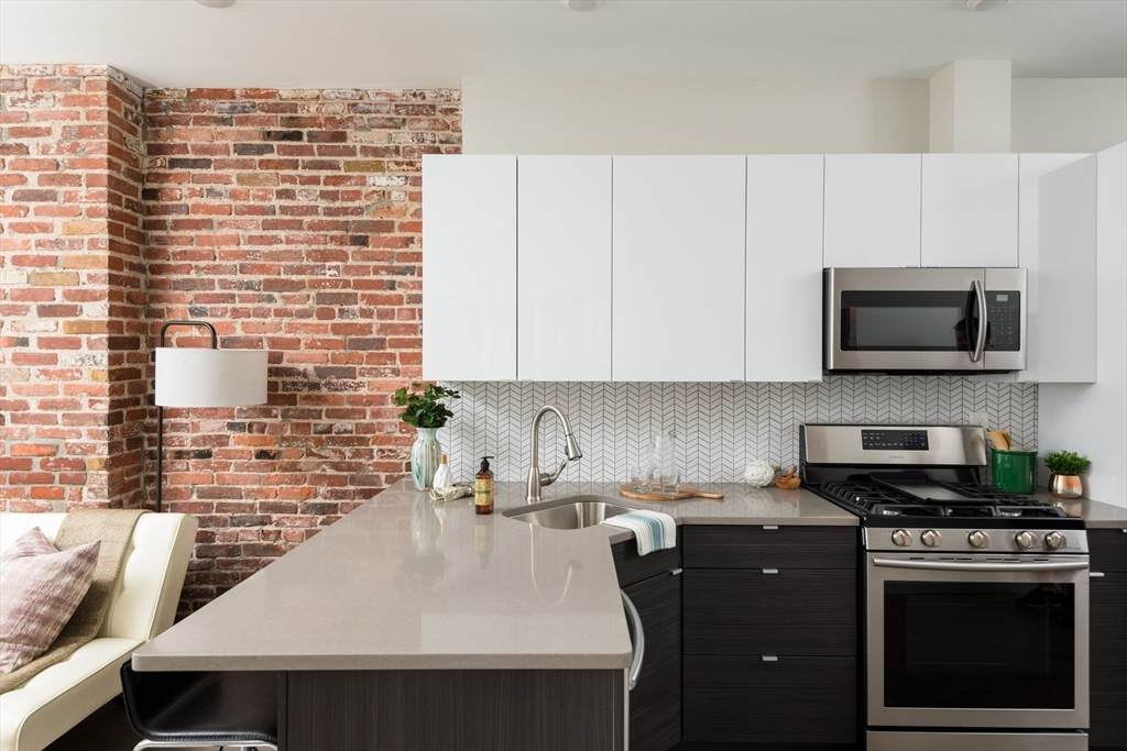 64 Frankfort St - Photo 1