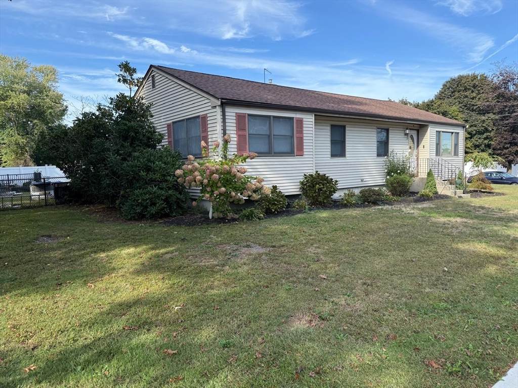 50 Main St - Photo 1